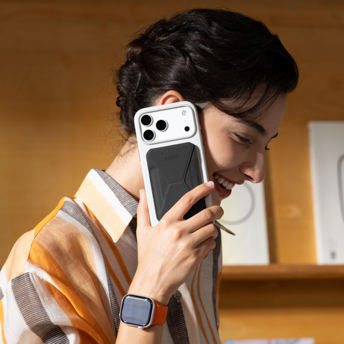 Trackable Snap-on Phone Stand & Wallet